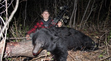 bowhunter black bear